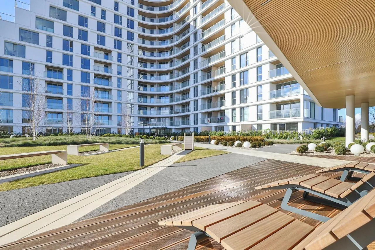 Gdansk Tarasy Baltyku By Renters Prestige Apartman